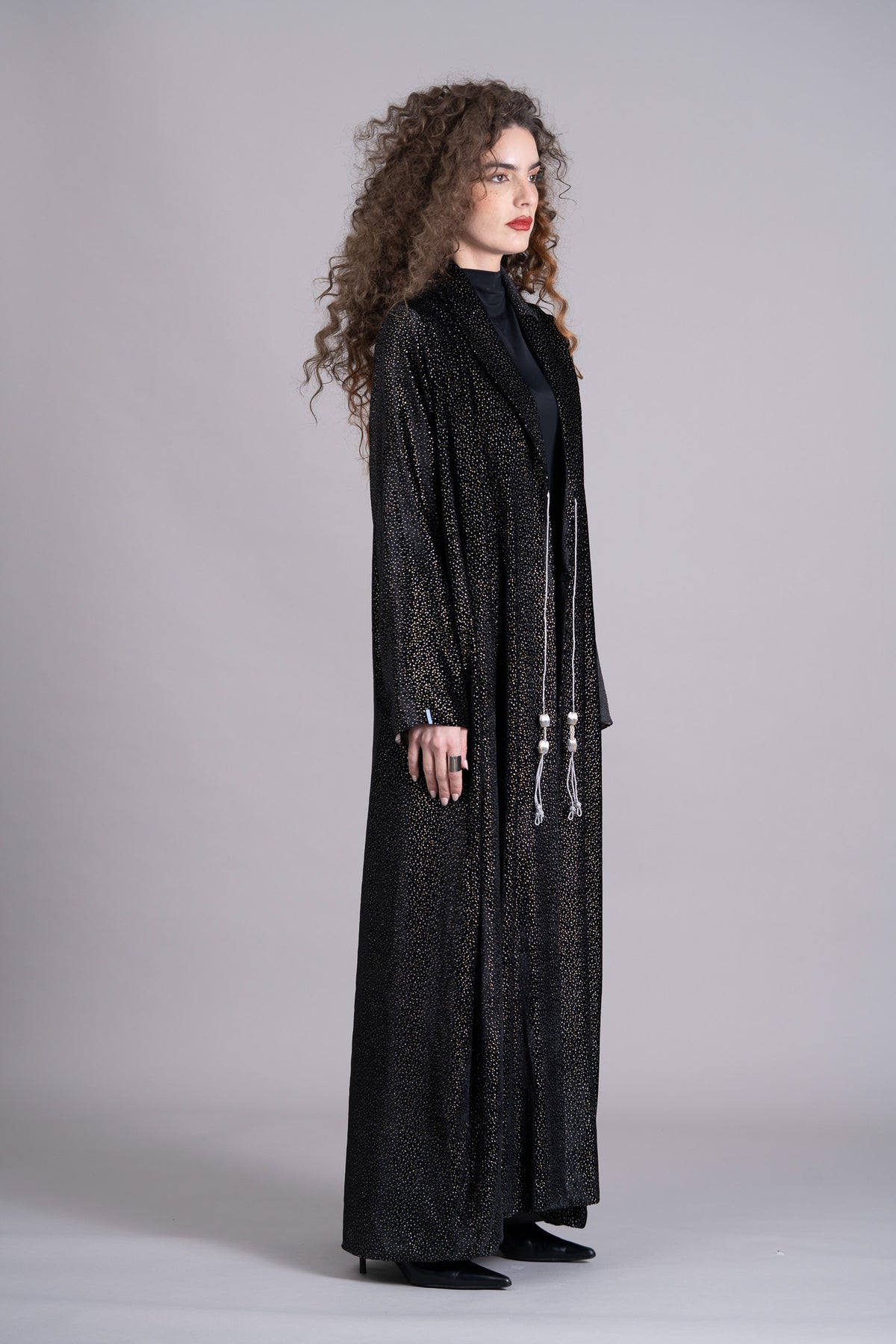 BARIQ BLACK WITH GOLDEN SHINE