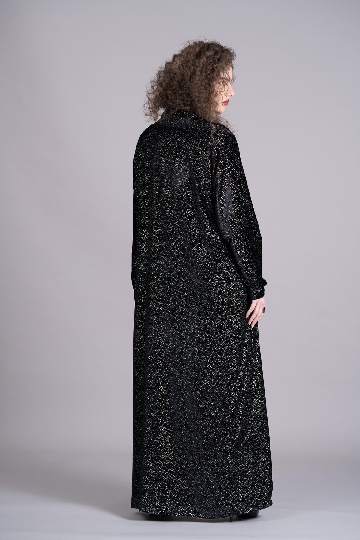 BARIQ BLACK WITH GOLDEN SHINE