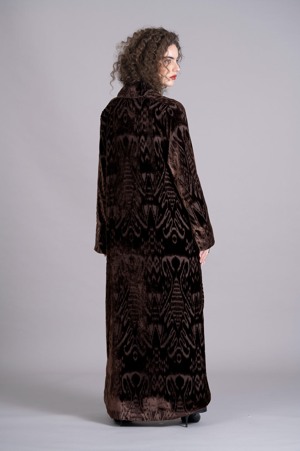 LORA BROWN VELVET