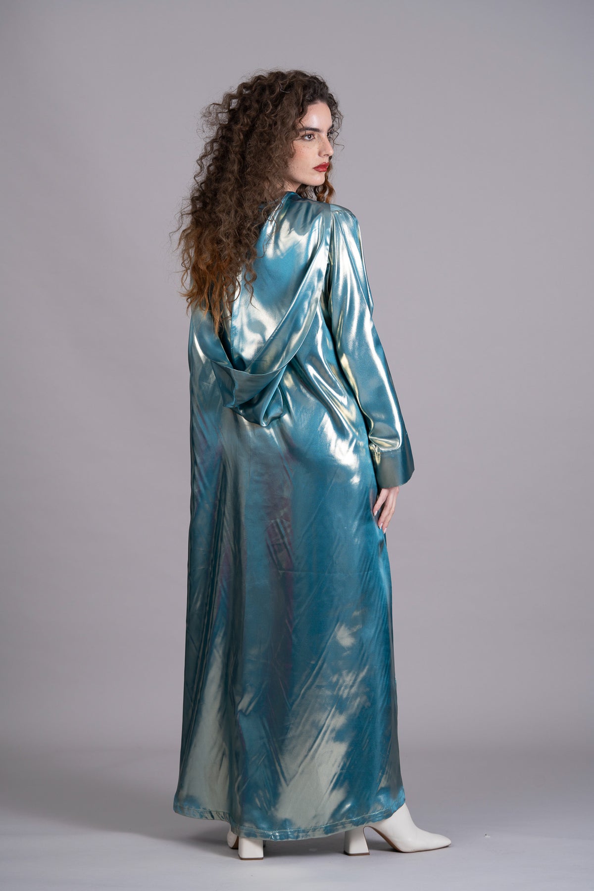 ZUMURRUD IN TEAL BLUE