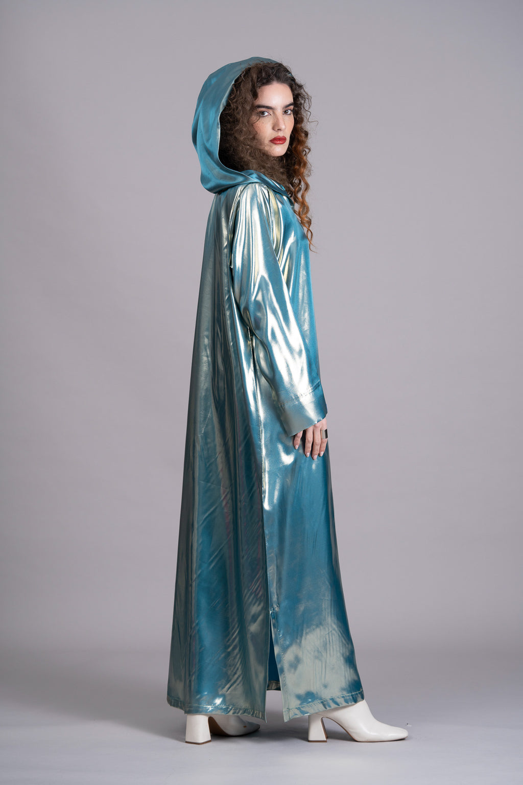 ZUMURRUD IN TEAL BLUE